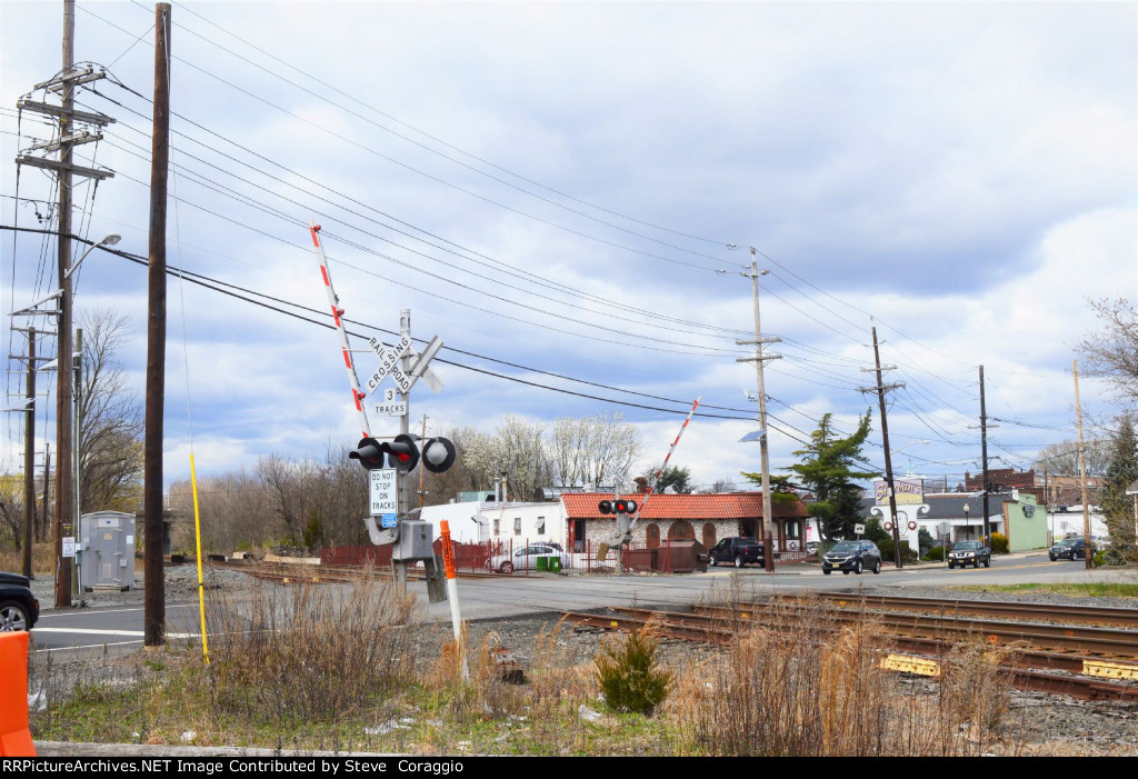 Crossing Gates and Flashers Activated # 2